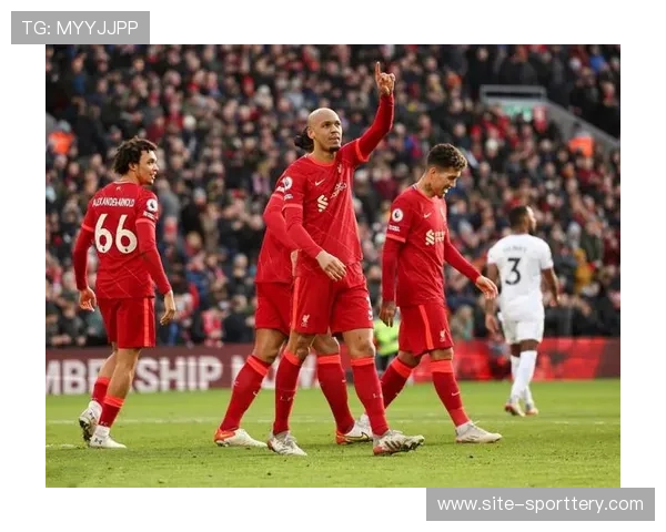 利物浦对森林角球防守失误，萨沃纳扩大比分至2-0