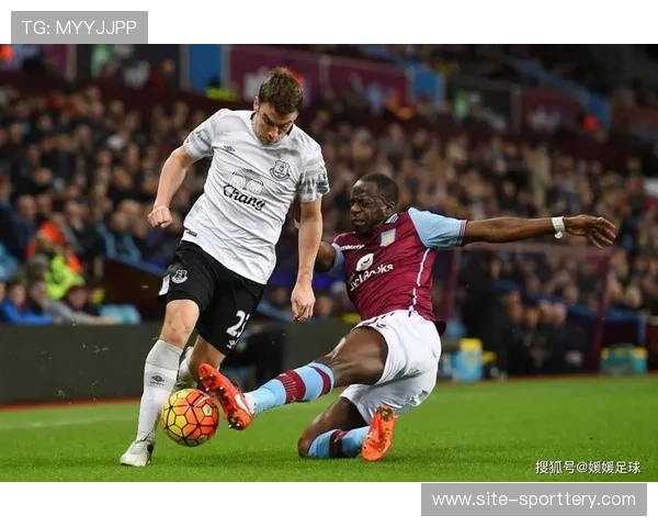 切尔西客场挑战伯恩茅斯,中场控制权争夺成比赛胜负手 切尔西客场挑战伯恩茅斯,中场控制权争夺成比赛胜负手