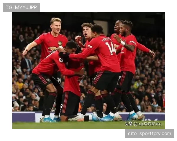 全球战术趋势报告显示,英超在“区域与盯人混用”的实践上已领先其他四大联赛